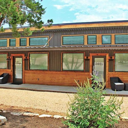 Green Acres Cottages - New Braunfels Suite Wimberley Eksteriør bilde